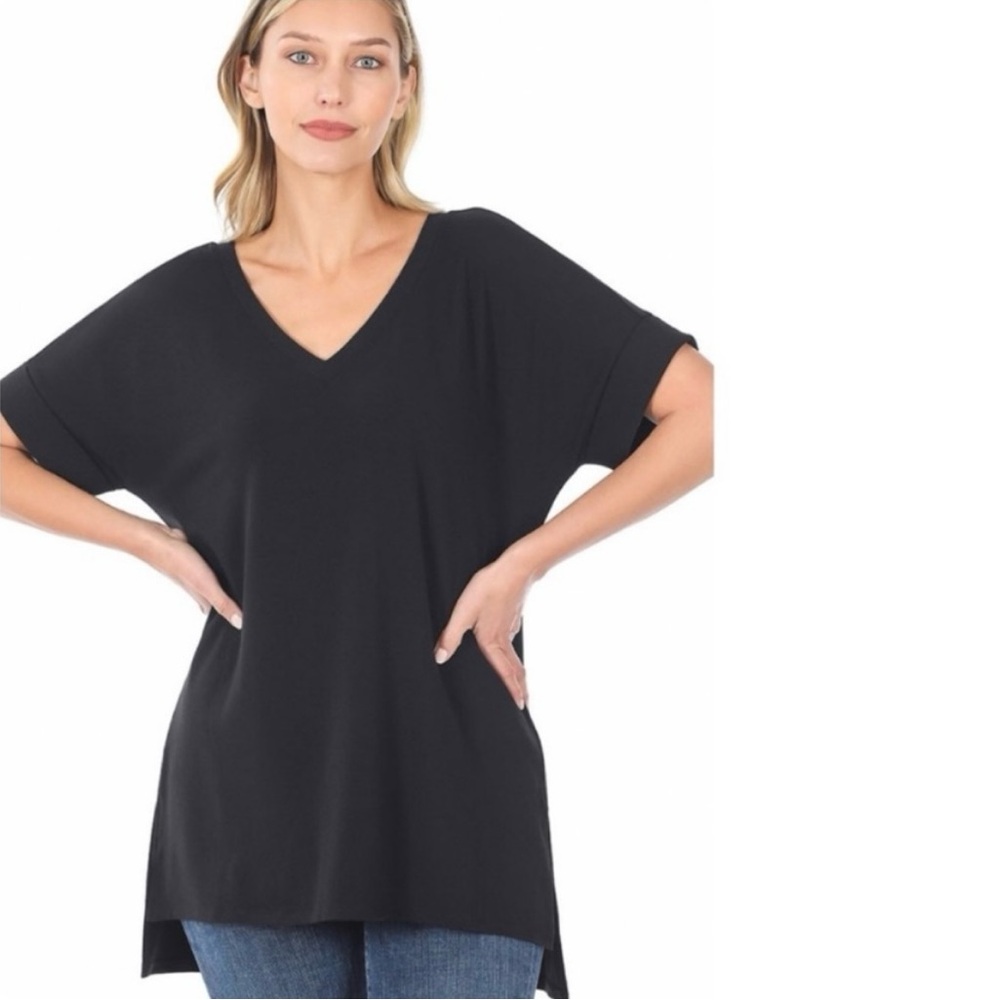 🔥🆕 Black Rolled Short Sleeved V Neck Top with Side Slit High Low Hem